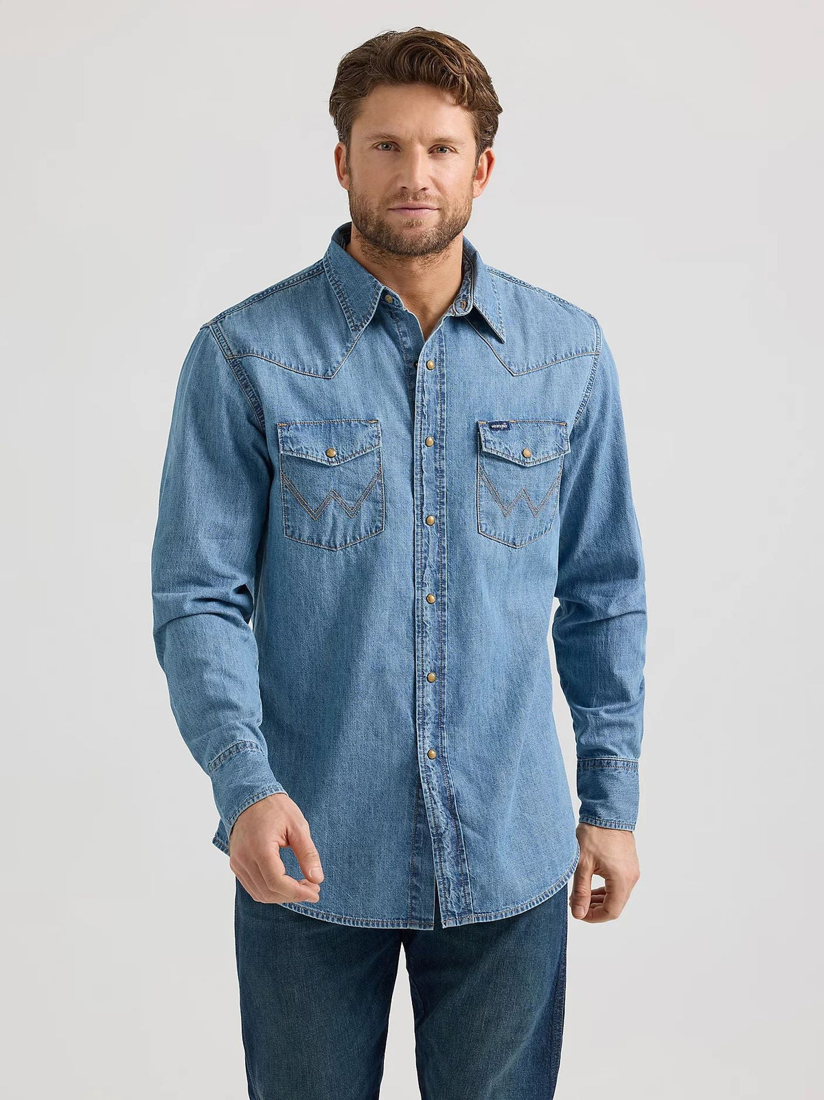 Wrangler Men's Denim Chest Pocket Snap-Front Long Sleeve Work Shirt Work Shirts Wrangler Light Wash Denim 2XL Reg