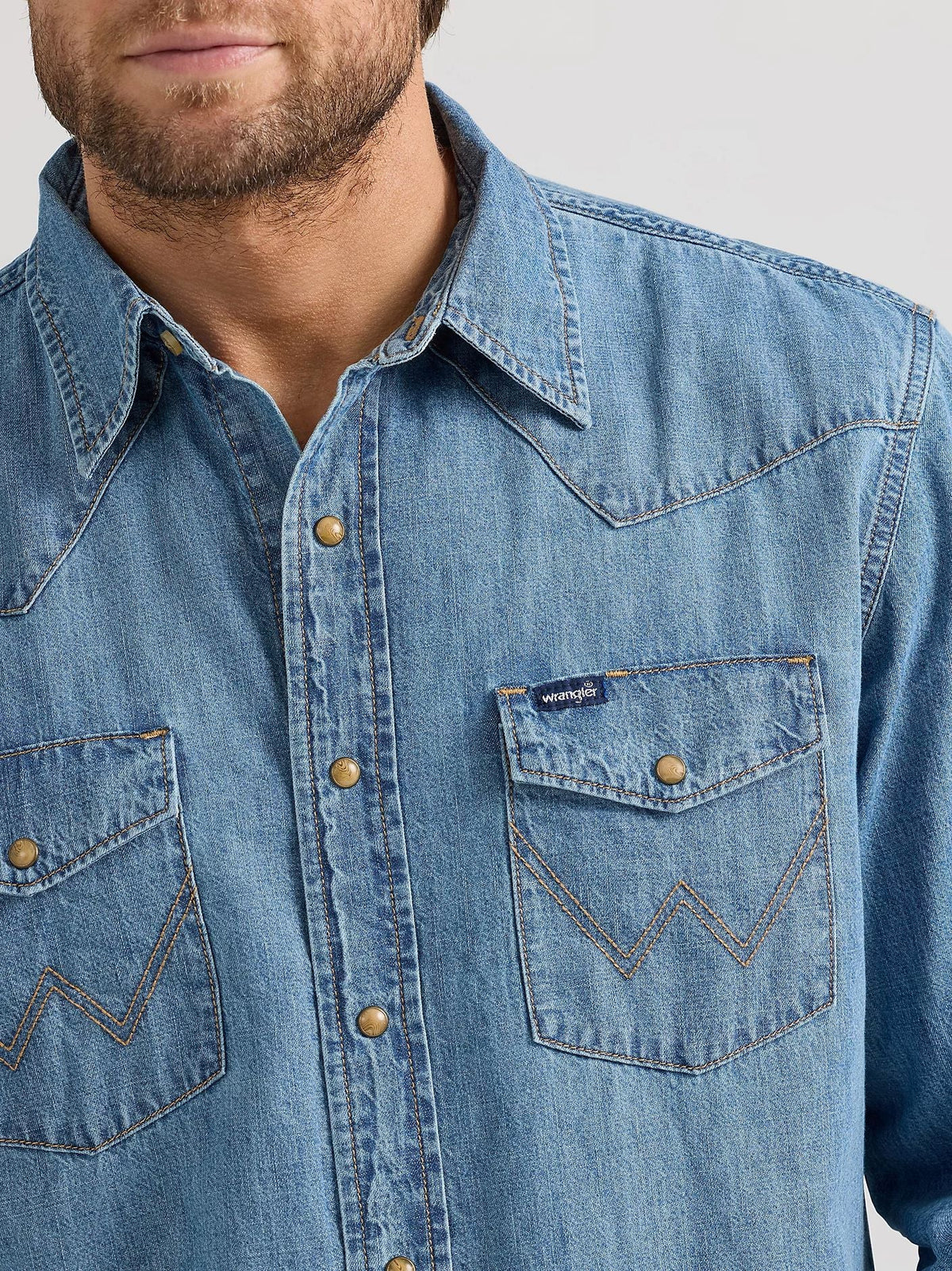 Wrangler Men's Denim Chest Pocket Snap-Front Long Sleeve Work Shirt Work Shirts Wrangler