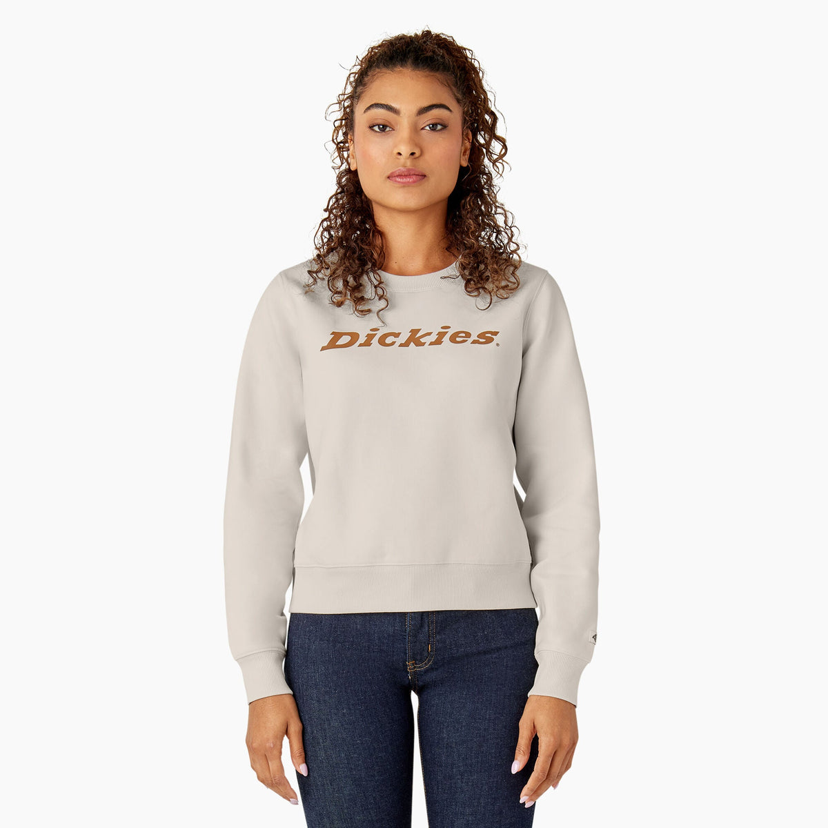 Dickies Women's Water Repellent Heavyweight Wordmark Sweatshirt Sweatshirts & Hoodies Dickies Cream 2XL Reg