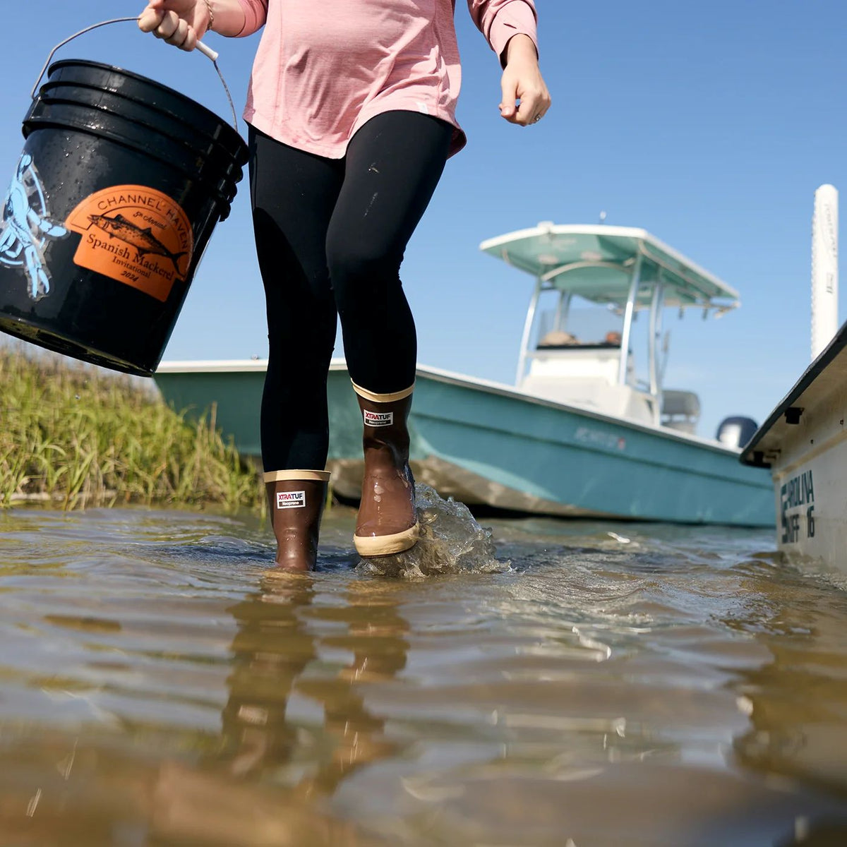 XTRATUF Women's Legacy 9" Waterproof Pull-On Rubber Boot