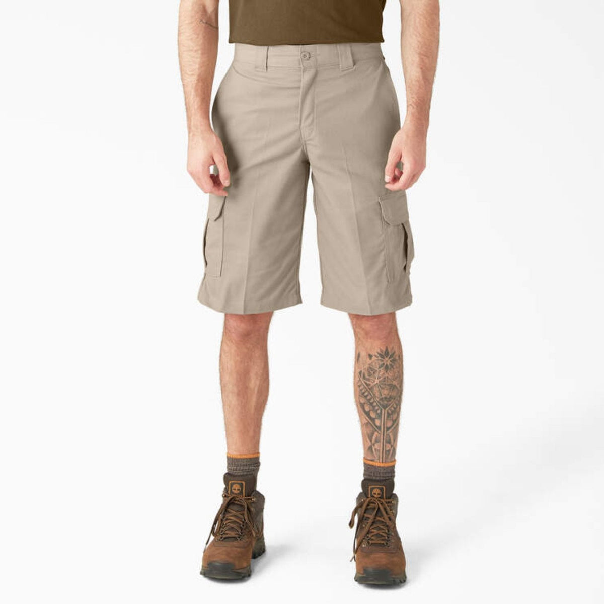 Dickies Men's Relaxed Fit Moisture Wicking 13" Cargo Short Shorts Dickies Desert Sand 30