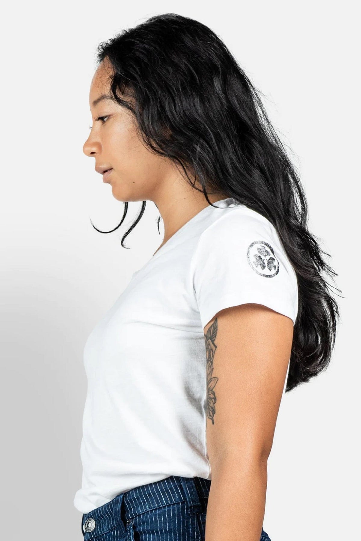 Dovetail Workwear Women's V-Neck Short Sleeve T-Shirt T-Shirts Dovetail Workwear White 2XL Reg
