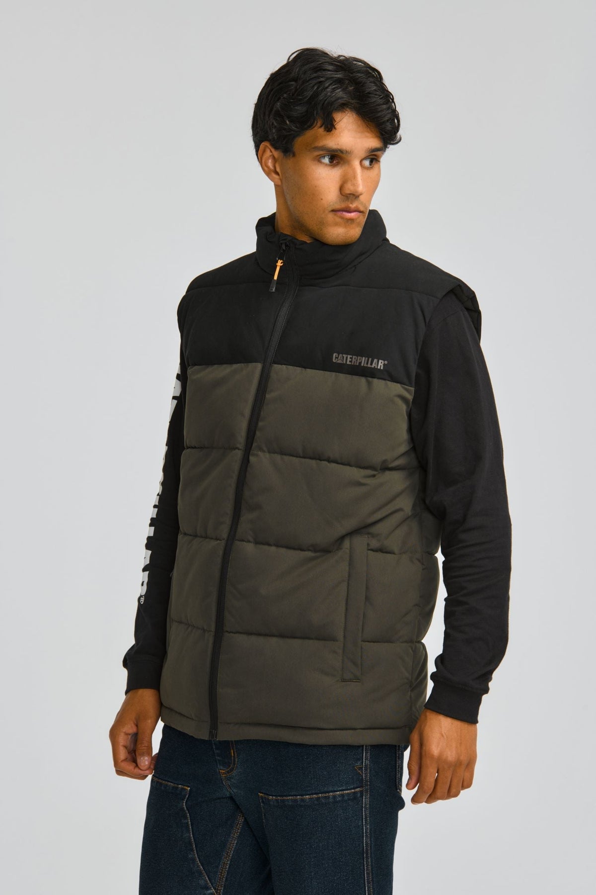 CAT Men's Arctic Zone Insulated Vest Vests CAT Army Moss/Black 2XL Reg