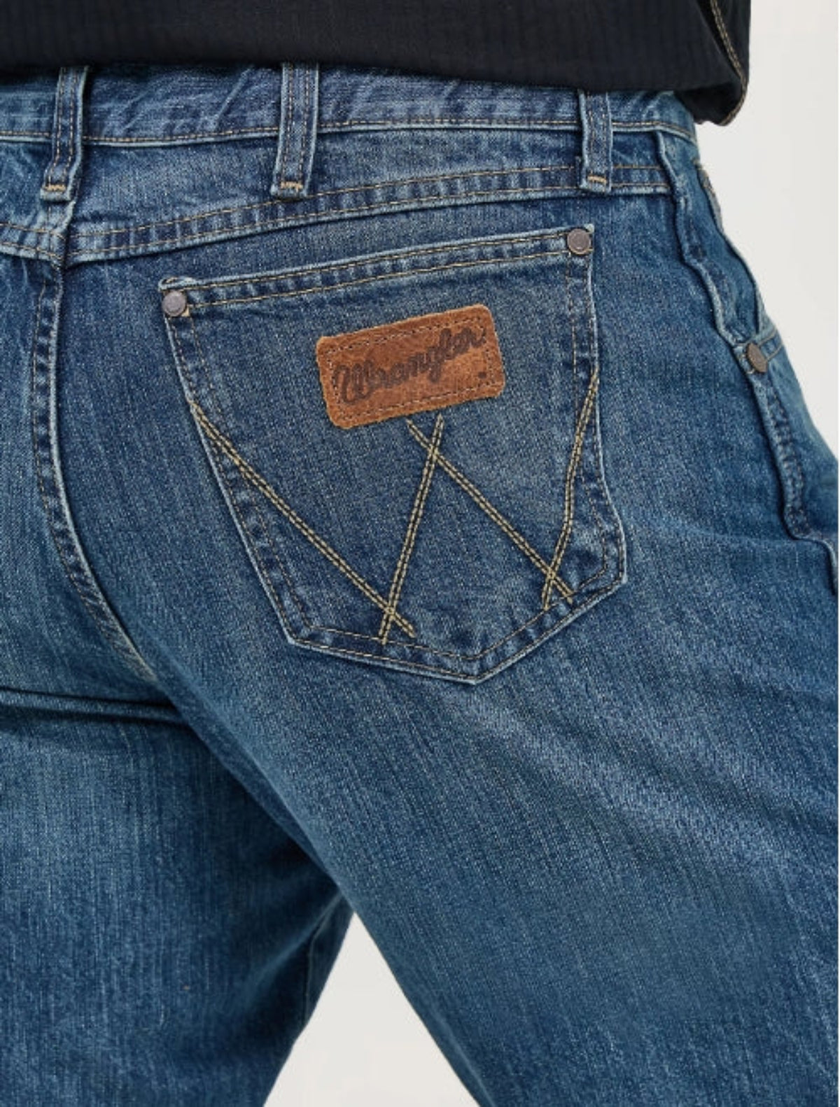Wrangler Men's Retro® Fabens Relaxed Fit Bootcut Jean Pants Wrangler